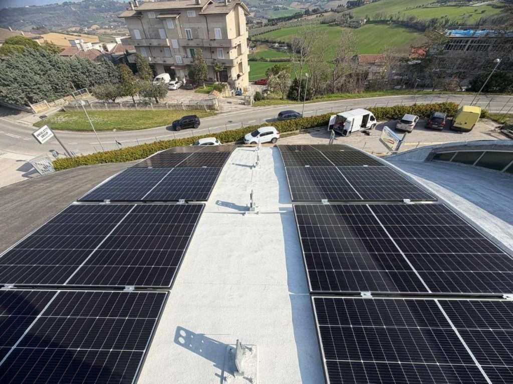 Impianto fotovoltaico industriale su copertura